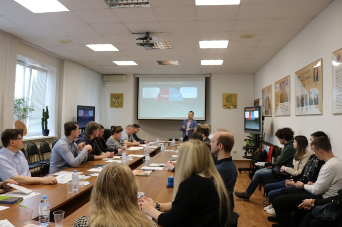 Липецкие экспортеры изучили процедуру оформления сертификации продукции для международного рынка