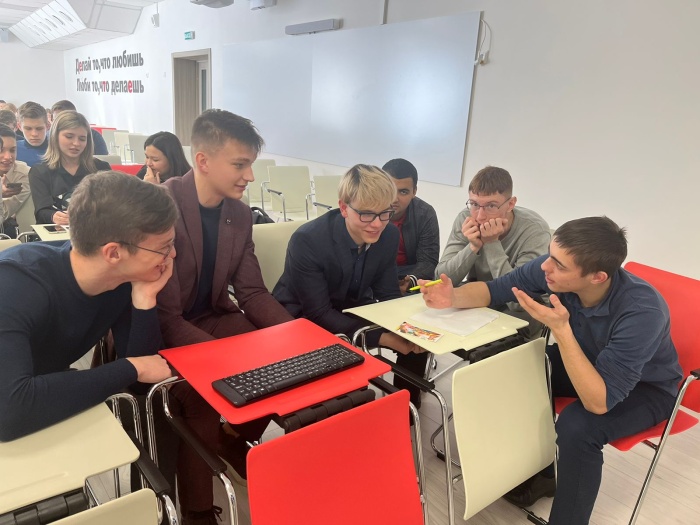 Как создать эффективный бизнес-план - узнали юные предприниматели из Тербунов