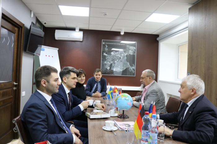 На площадке центра "Мой бизнес" состоялась деловая встреча с представителями АО "РЭЦ"