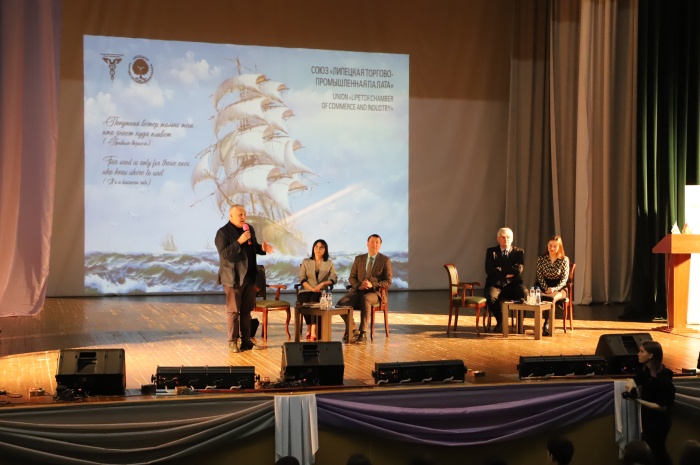 Студентам рассказали как получить господдержку на реализацию стартапа