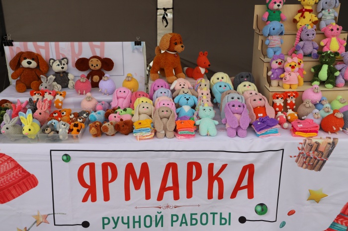 В рамках празднования для социального предпринимателя для самозанятых региона центр «Мой бизнес» организовал выставку-ярмарку