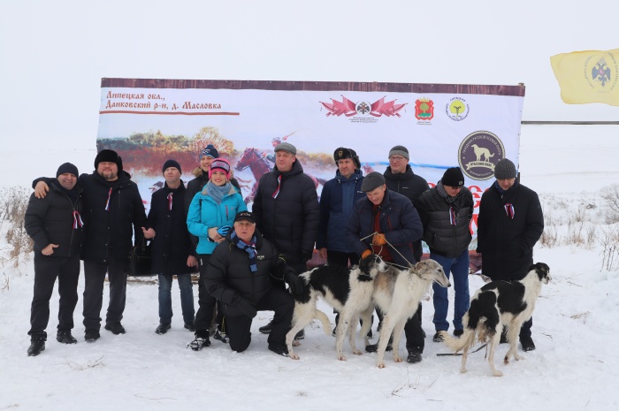 В Липецкой области прошло ежегодное военно-патриотическое событие «Отъезжее поле»