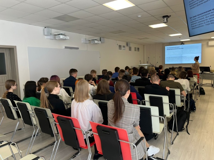 В Тербунском районе состоялся тренинг "Консультационная поддержка"