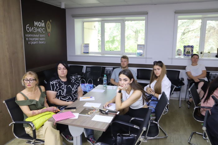 В центре "Мой бизнес" стартовала пятидневная программа "Школа предпринимательства"