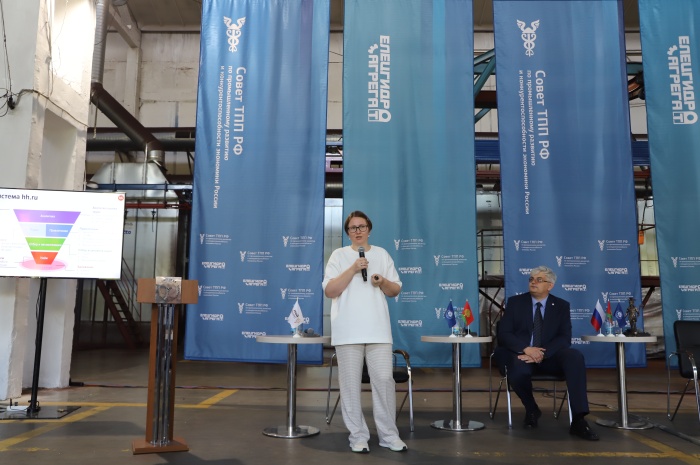 Кадровые ресурсы как инструмент развития кооперационных связей обсудили на круглом столе в Ельце 