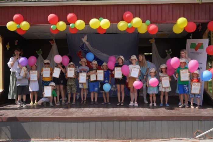 В День семьи любви и верности дети из ДНР и ЛНР получили благотворительную помощь от партнеров Липецкой ТПП