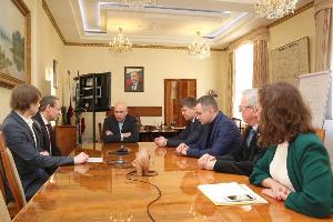 Игорь Артамонов встретился с участниками национального конкурса «Немалый бизнес»