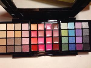 Новости от РЭЦ: Экспорт российской косметики вырос на 30%