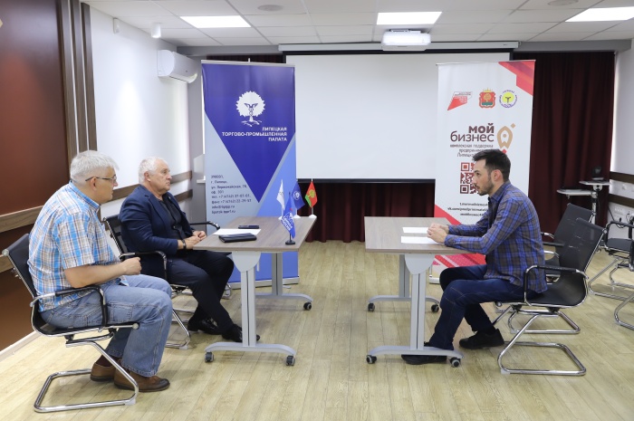 Анатолий Гольцов провел прием предпринимателей региона