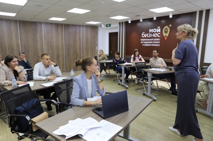 Липецкий бизнес готовится к выходу на внешние рынки вместе с «Экспортным форсажем»