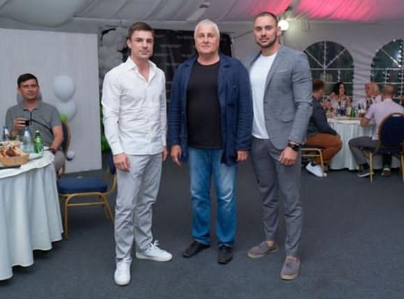 Анатолий Гольцов поздравил с 11-летием липецкую компанию «Прицепцентр»