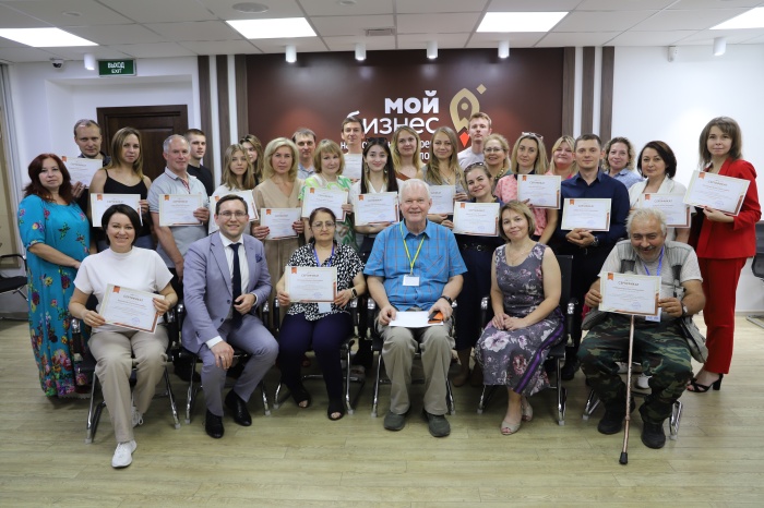 Участники акселератора «Социальные инновации» защитили бизнес-проекты 