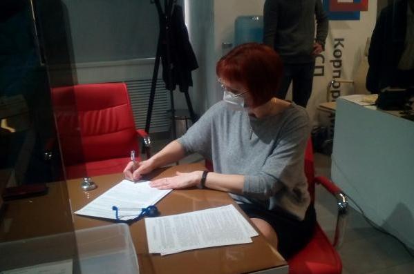 На площадке центра "Мой бизнес" подписали документы по предоставлению первого займа по льготному кредиту для предприятия малого бизнеса, пострадавшего от введения режима самоизоляции