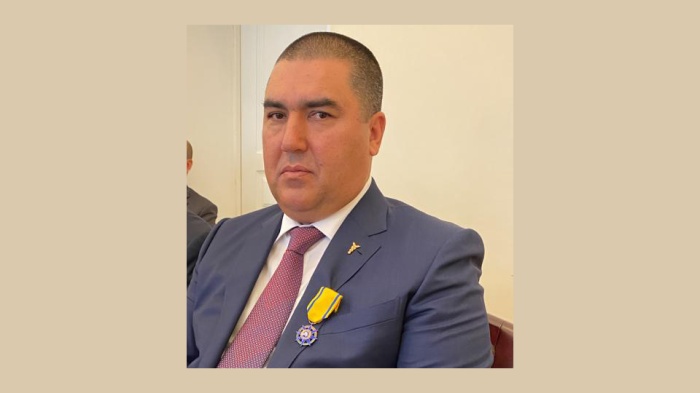 Президент Таджикистана Эмомали Рахмон наградил правительственной наградой почетного представителя ТПП РФ в Республике Таджикистан Бободжона Шарифова