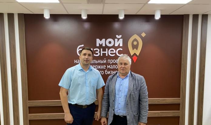В центре "Мой бизнес" прошла рабочая встреча с Романом Панфиловым, и.о. главы Лебедянского района Липецкой области