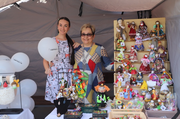 В рамках празднования для социального предпринимателя для самозанятых региона центр «Мой бизнес» организовал выставку-ярмарку